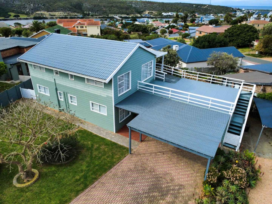 4 Bedroom Property for Sale in Stilbaai Wes Western Cape